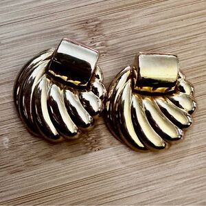 Elegant Gold-Tone Shell Doorknocker Earrings